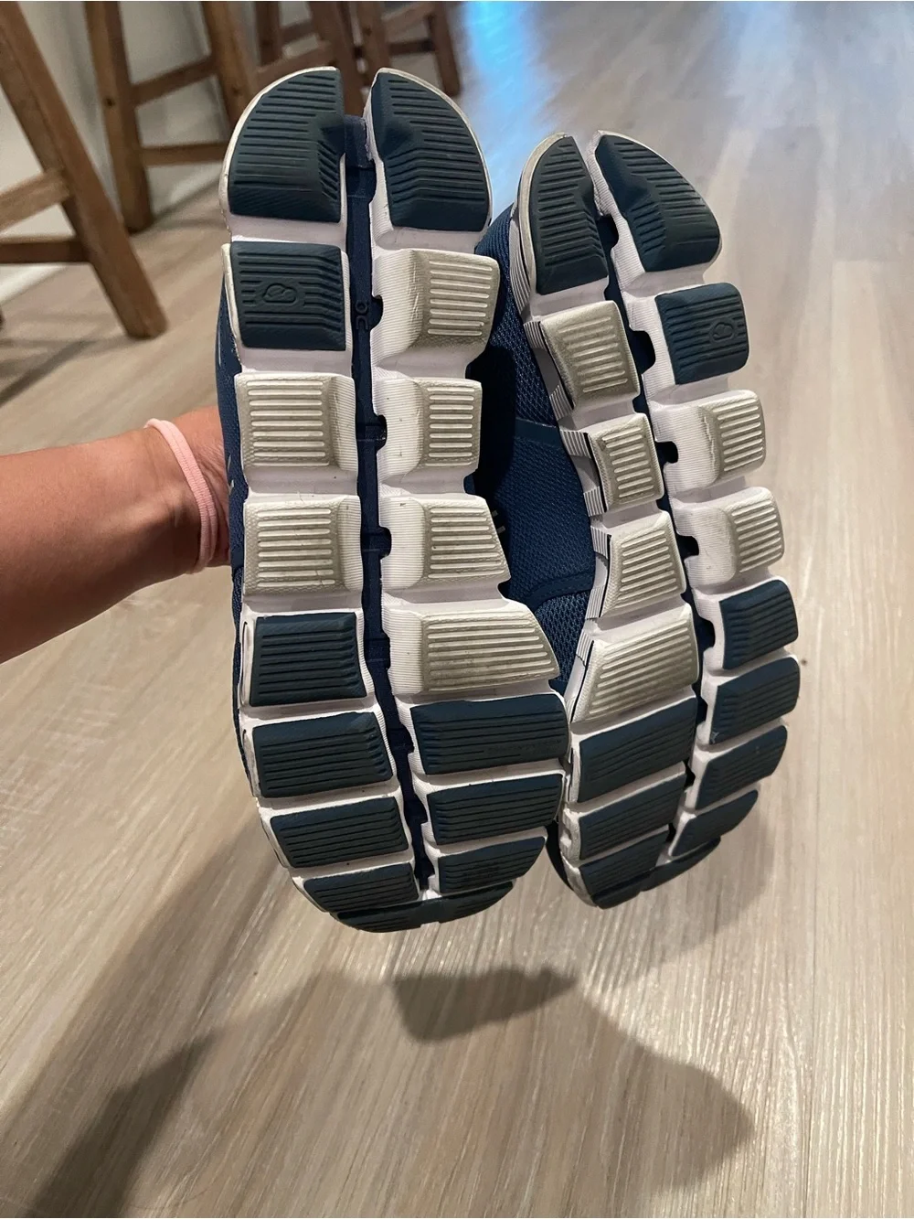 On Running women Cloud Running Sneakers - Navy with White Accents - Picture 4 of 6